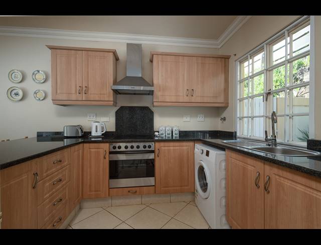 1 BEDROOM SIMPLEX FOR SALE IN SOMERSET PARK